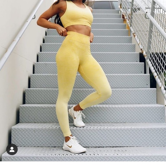 Aybl Yellow Ombr Seamless Leggings 